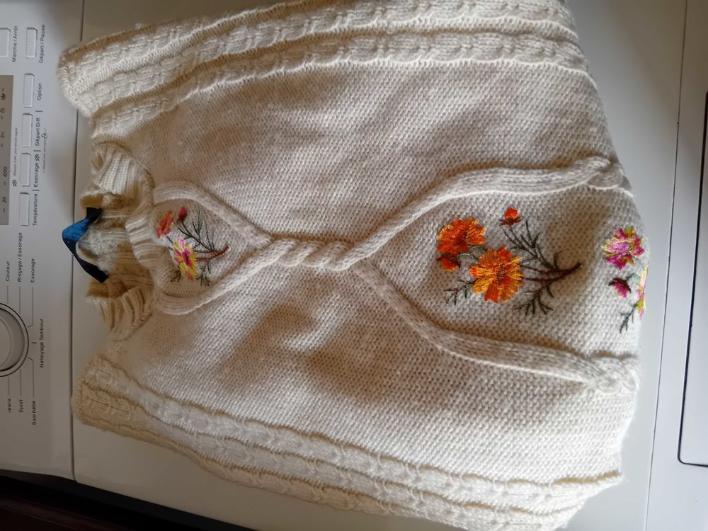 lot de 2 pulls 10 Bobigny (93)