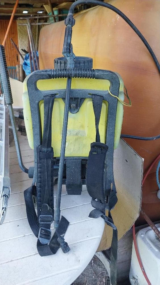 Pulv�risateur. 95 Saint-Marcel-l�s-Valence (26)