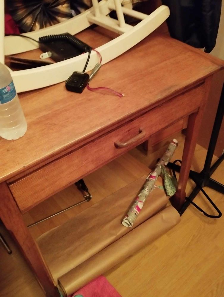 Pupitre Bureau �colier r�nov�  ann�e environ  1965/1970 250 Le Creusot (71)