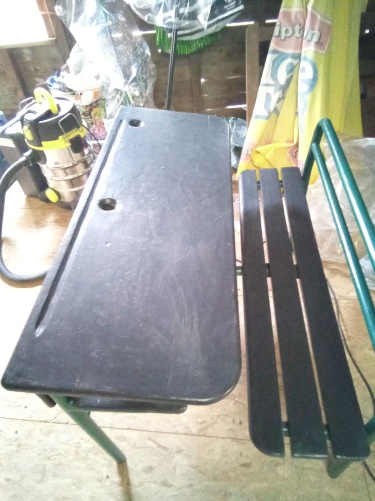 Pupitre d'ecole 40 Le Saulchoy (60)