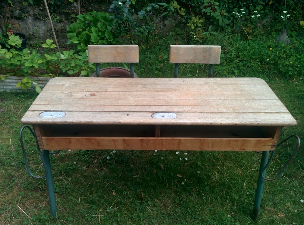 Pupitre d'ecolier double ann�e 60 marque Delagrave 80 Dampierre-en-Yvelines (78)