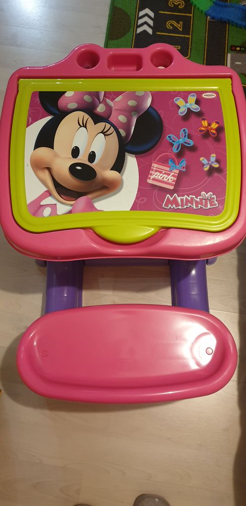 Achetez Pupitre Minnie Occasion Annonce Vente A Bourgoin Jallieu 38 Wb