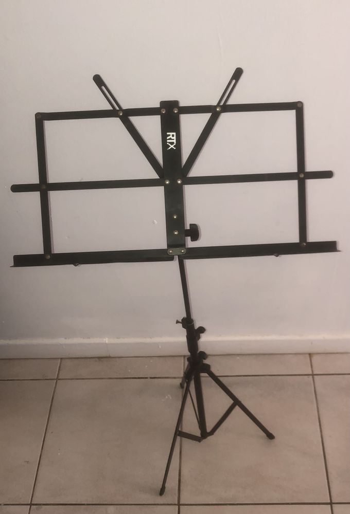 PUPITRE 0 Rivi�re-Pilote (97)