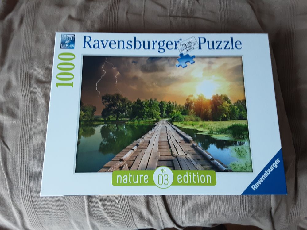 Puzzle 1000 pi�ces 8 Mauves (07)