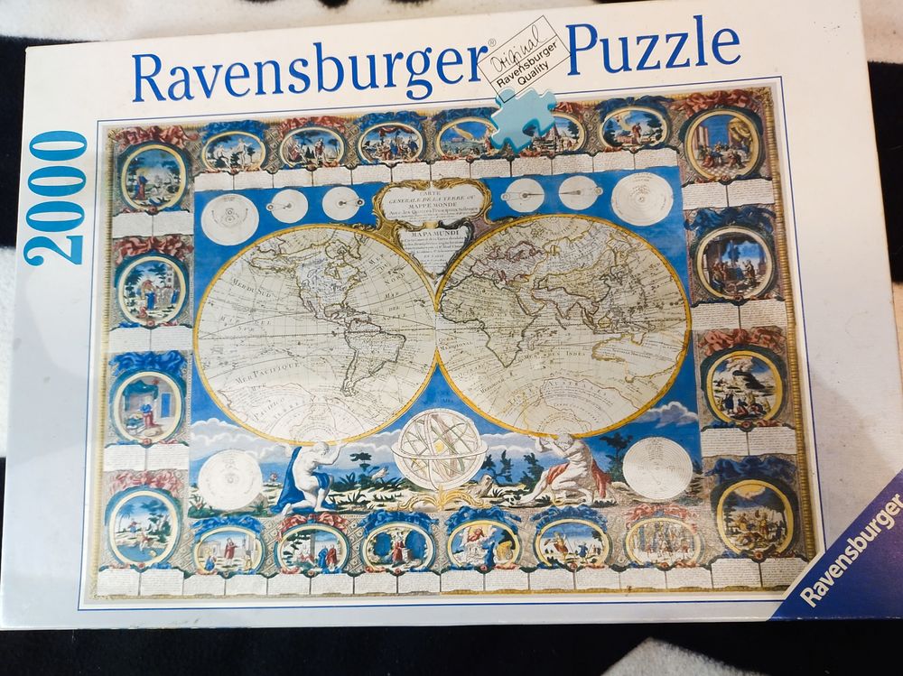 PUZZLE DE 2000 PIECES .    MAPPE MONDE     20 Dolus-d'Ol�ron (17)