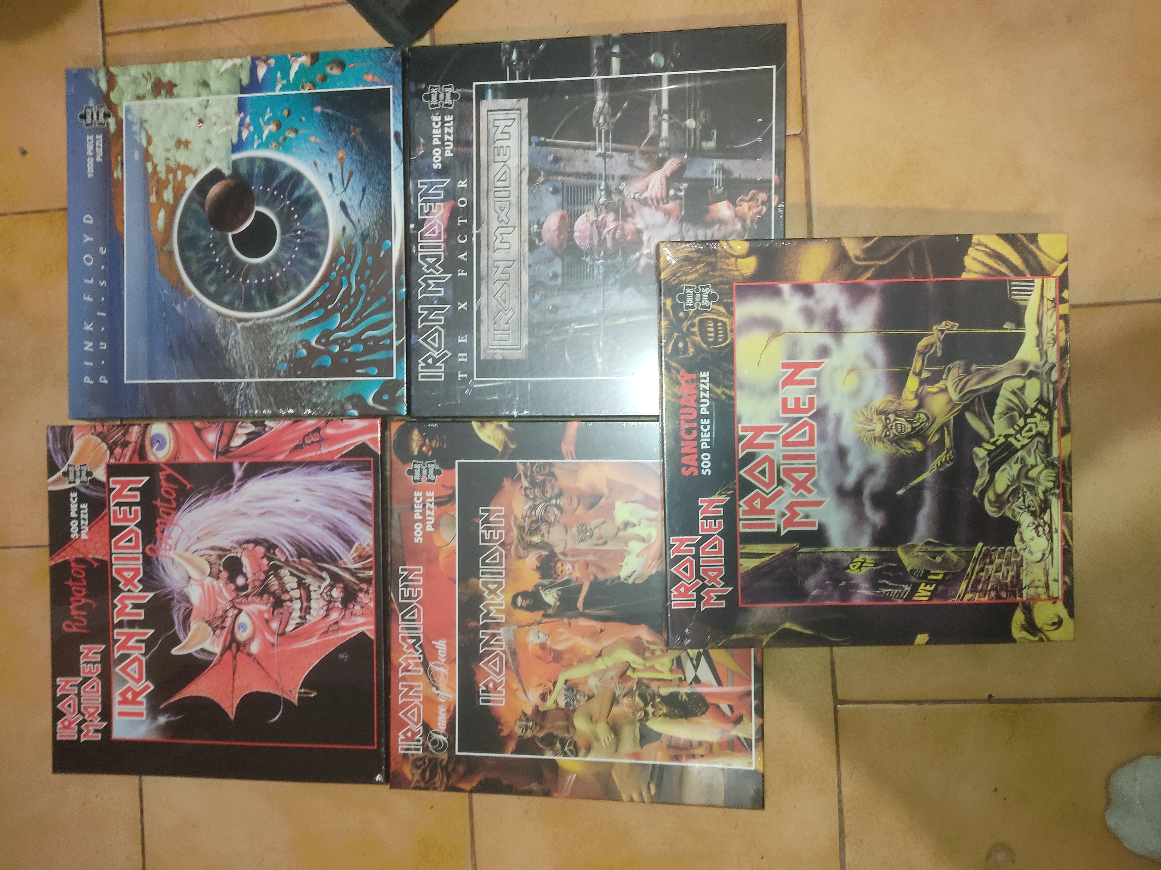 Puzzle 500pi�ces ou 1000p 100 Carpentras (84)