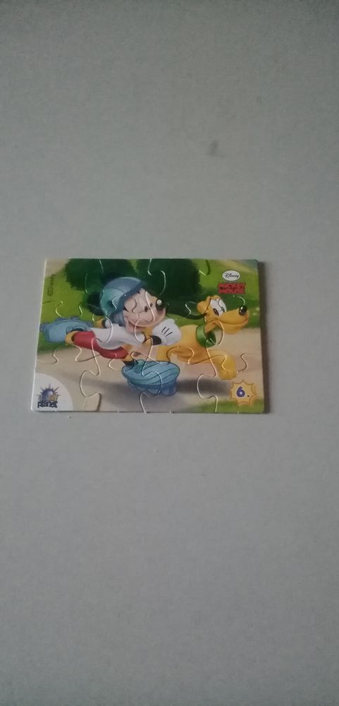 Puzzle mickey mouse 1 Sainte-Gemme (81)