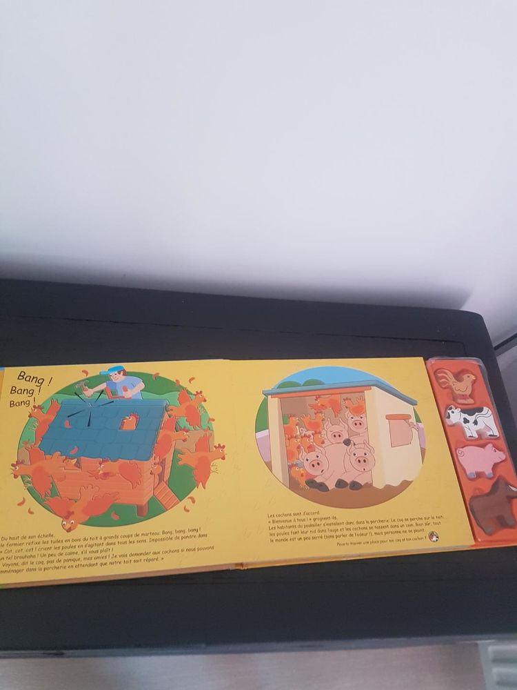 4 puzzles + 1 livre 5 Marcoussis (91)