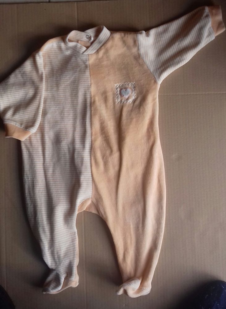Pyjama couleur saumon coeur - 12 mois 3 Semoy (45)