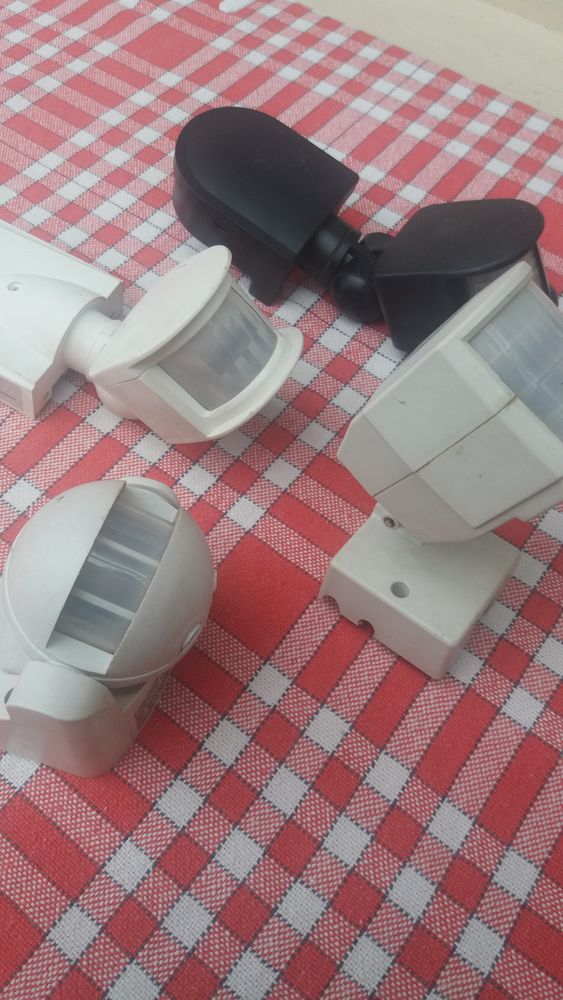 Qetecteur De Presence 10 Rouen (76)