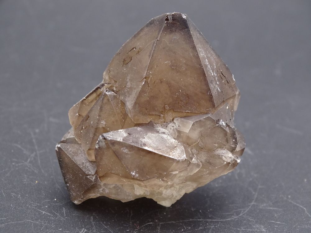 Quartz fum� Allier Auvergne Rh�ne-Alpes France 41gr 42 x 41 14 La Petite-Raon (88)