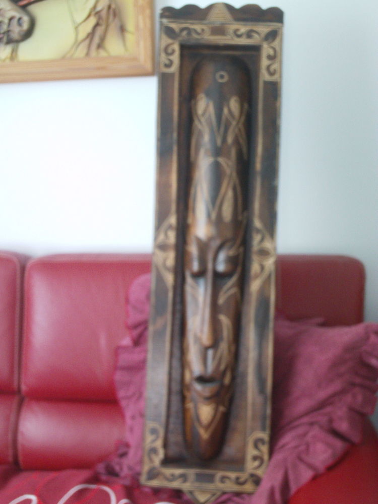  Quatre  anciennes reliques  diff�rentes Africaines N� 1009 10 Beaune (21)