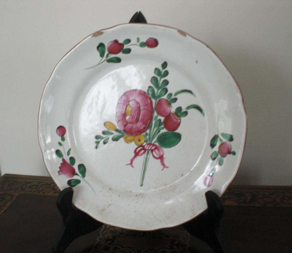 lot de quatre assiettes 100 Nevers (58)