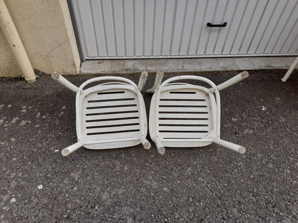 Quatre chaises en bois 45 Marcigny (71)