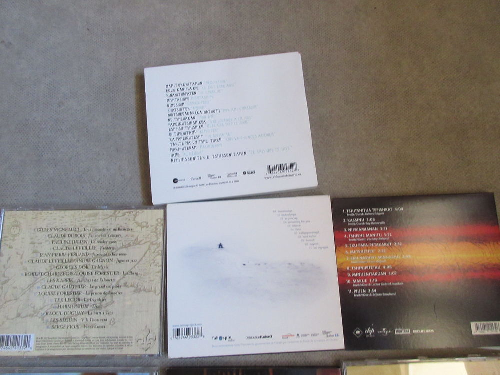 CD qu�b�cois + 1 espagnol 10 Le Cr�s (34)