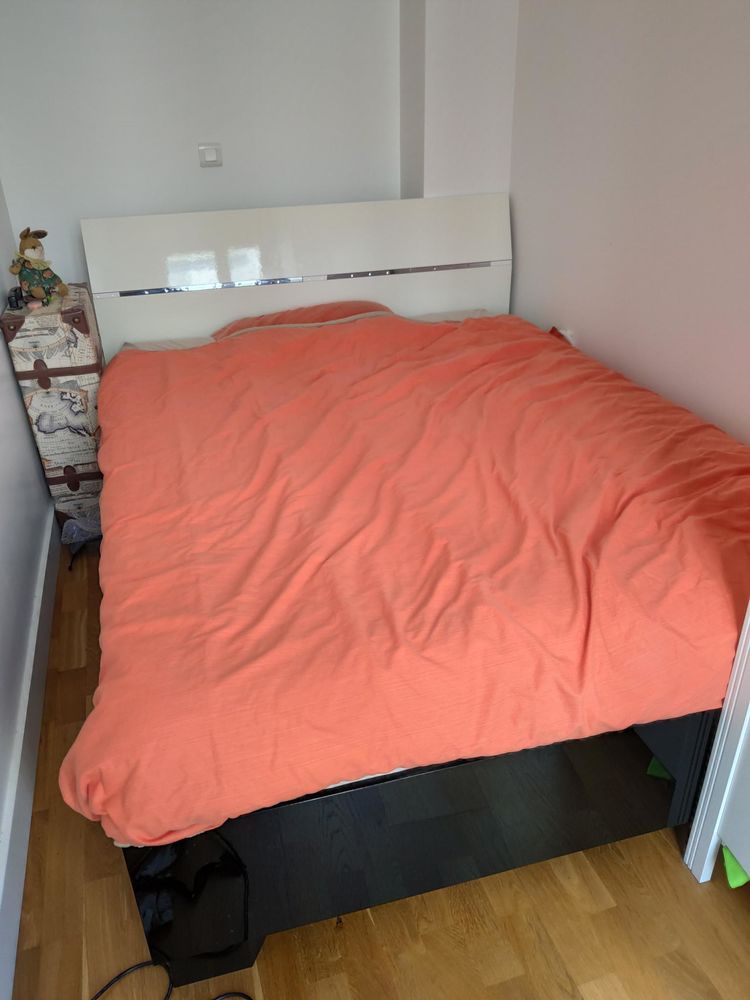 Lit queen size 150 Paris 15 (75)