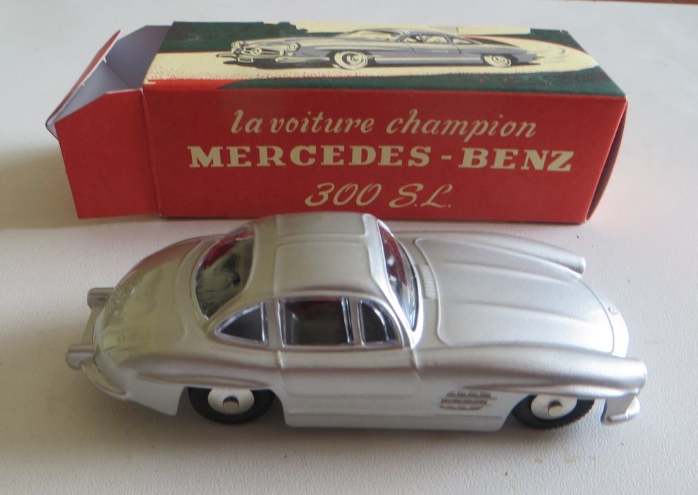 * QUIRALU ; Mercédes-Benz 300 SL dans sa boîte/ état neuf/ p 10 Bernières-sur-Mer (14)