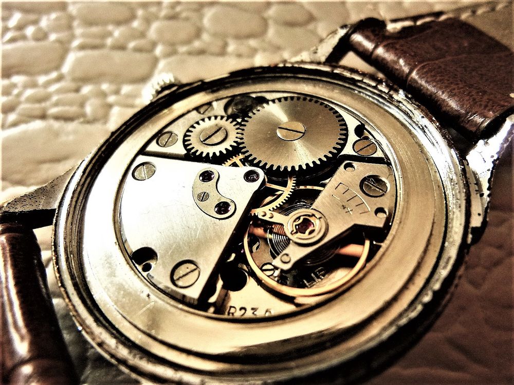Achetez lip r230 montre occasion, annonce vente à Metz (57 Achetez lip r230 montre occasion, annonce vente à Metz (57