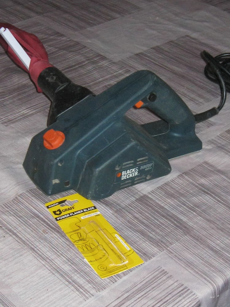 Rabot �lectrique BLACK & DECKER 330w KW710 31 Dreux (28)