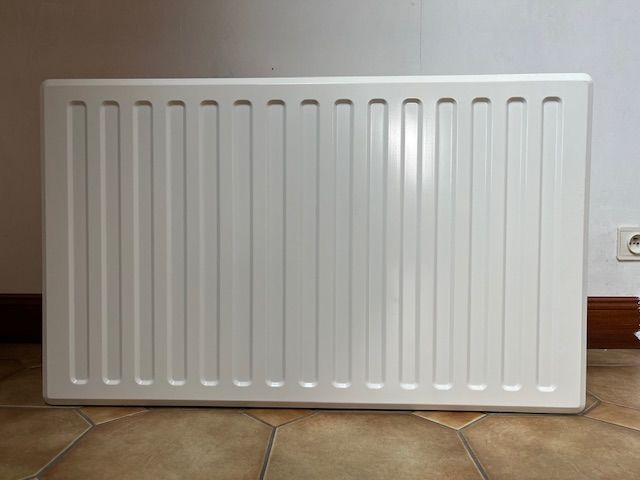 RADIATEUR ELECTRIQUE 1000W 0 Org�res (35)
