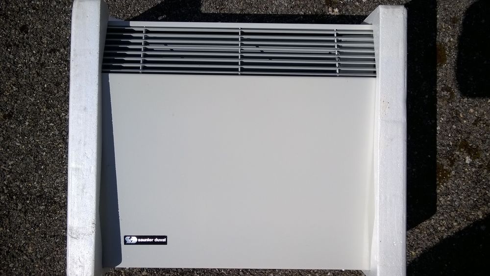 Radiateur �lectrique. 35 Digne-les-Bains (04)