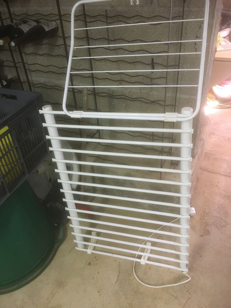 RADIATEUR ETENDOIR SALLE DE BAIN 30 Le Cr�s (34)