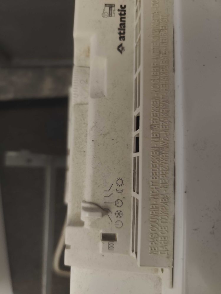 radiateur+murale+de+marque+Atlantic+type+F617+CHEP+10 30 Thouar�-sur-Loire (44)