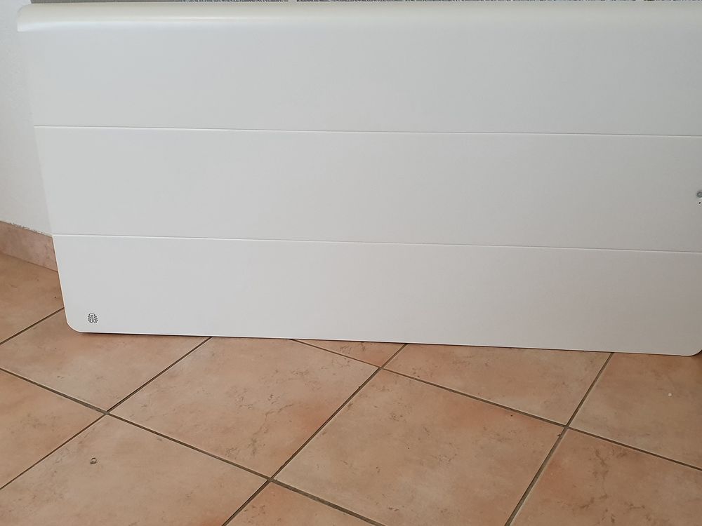 RADIATEUR NEUF AXOO 2000W horizontal blanc jamais utilis� 650 Narbonne (11)