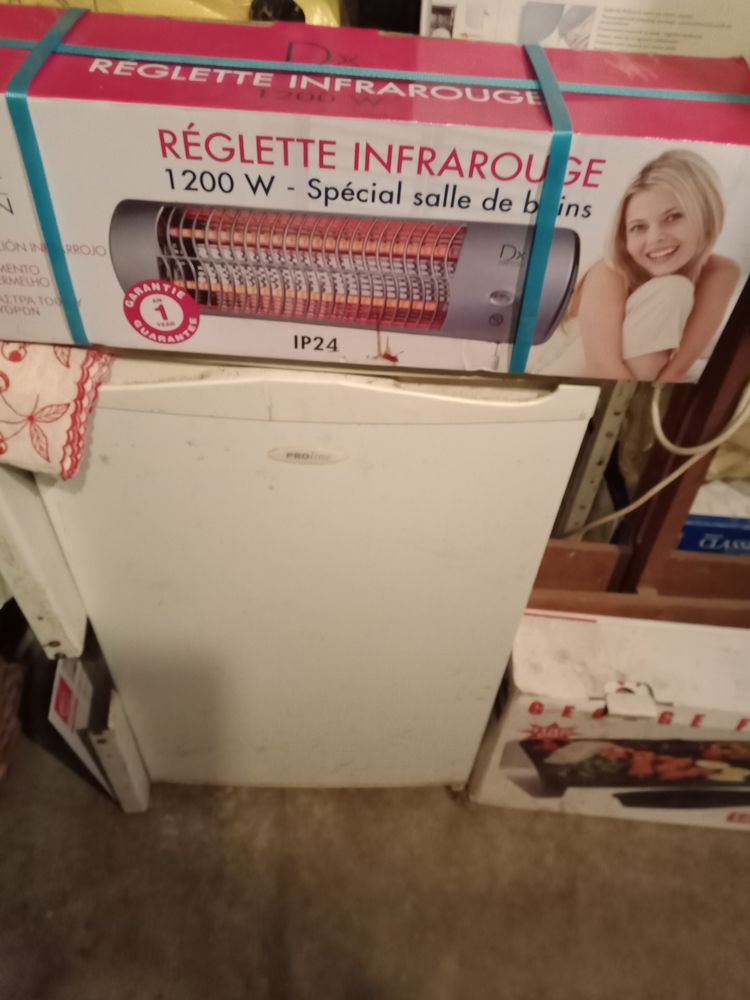 RADIATEUR SALLE BAIN 25 Arignac (09)