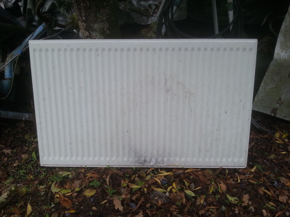 radiateur 60 Montceaux-l�s-Provins (77)