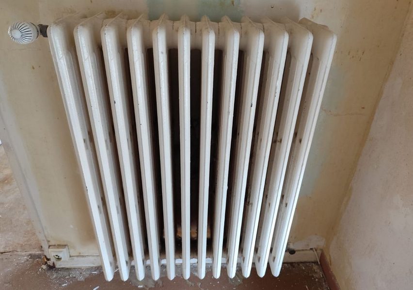 Radiateurs fonte anciens ? tr�s bon �tat ? � saisir 350 pour 350 Thionville (57)