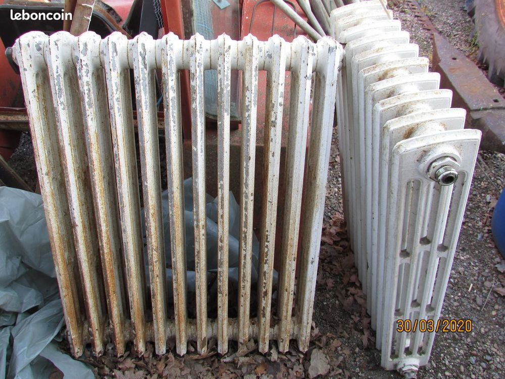 Radiateurs en fonte x3 30 Neuvy (03)