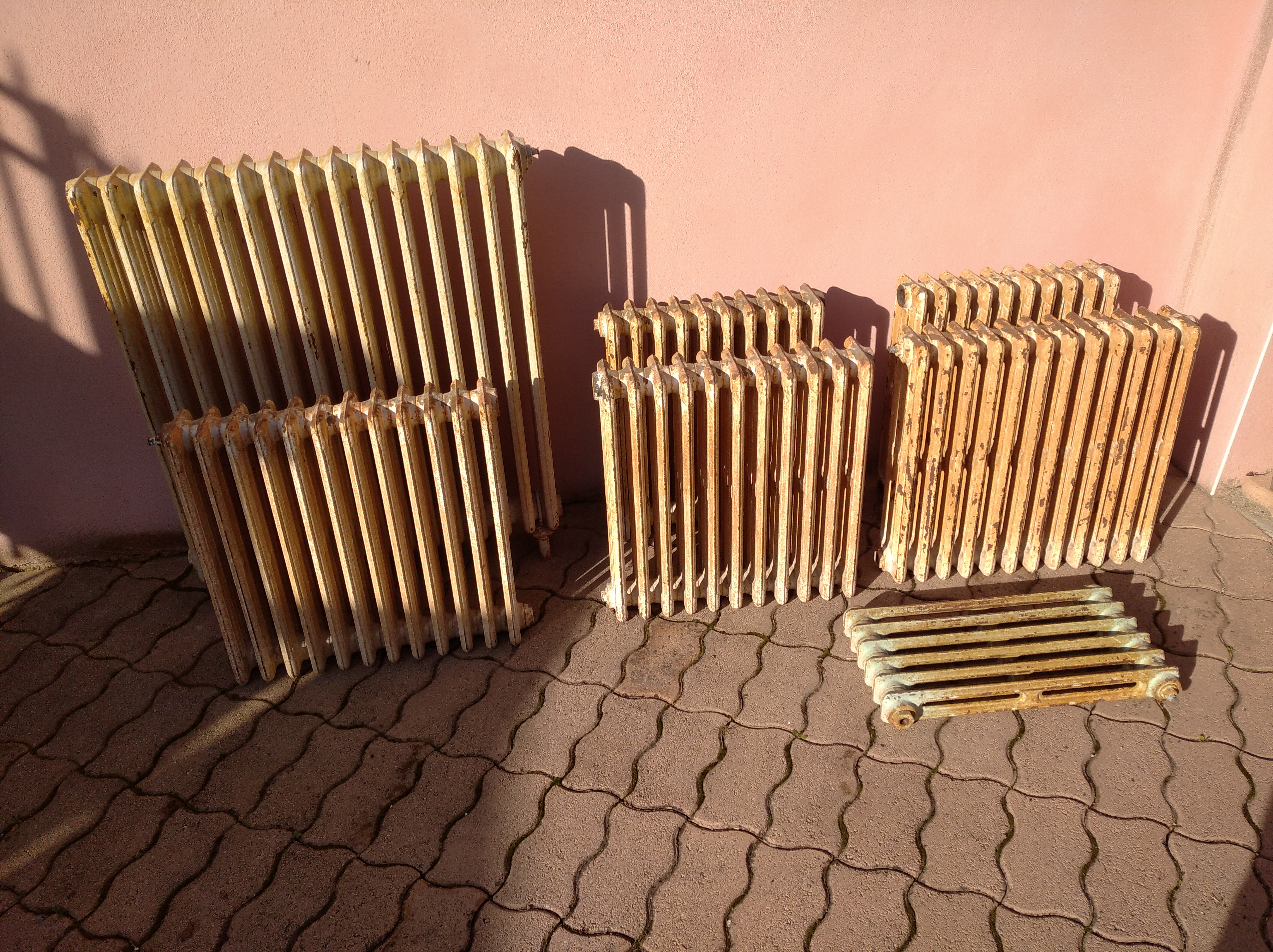 Radiateurs en fonte
360 Salindres (30)