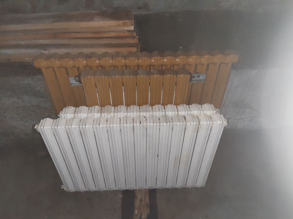  Radiateurs fontes rideau chappee 40 Plouzan� (29)