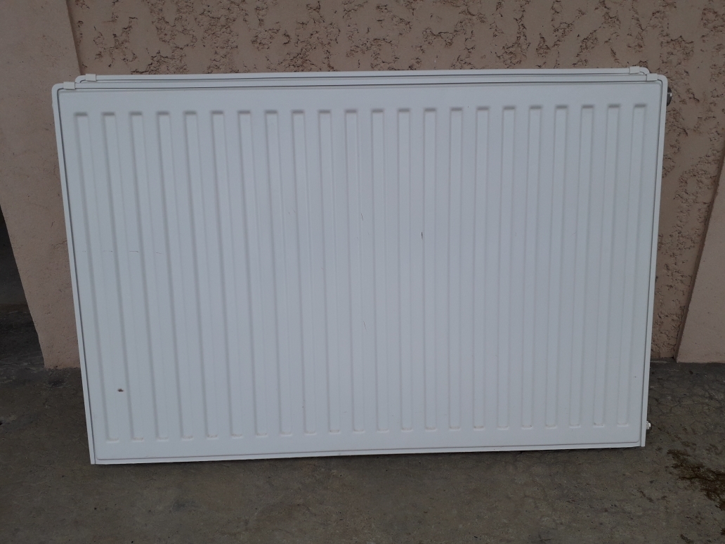5 radiateurs � eau 25 Rochetoirin (38)