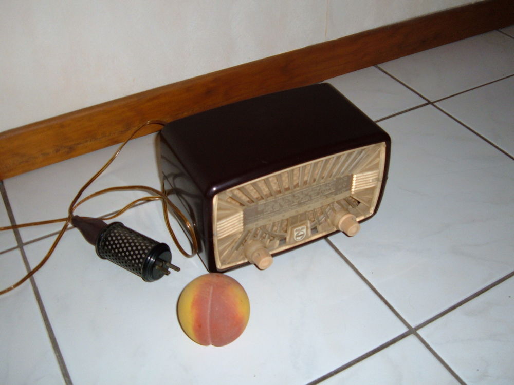 RADIO et TSF de 1930 � 1960 et r�cepteurs audio � tubes 99 Marckolsheim (67)