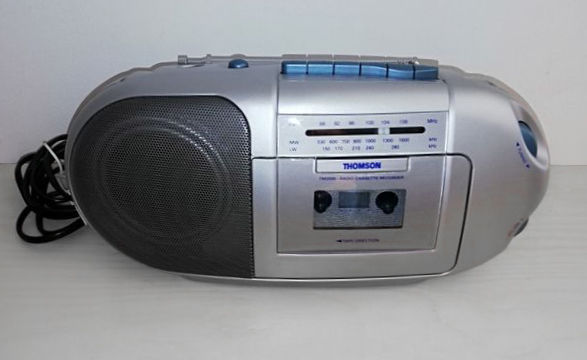  Radio-cassette Thomson TM2020, comme neuve 32 Villeurbanne (69)