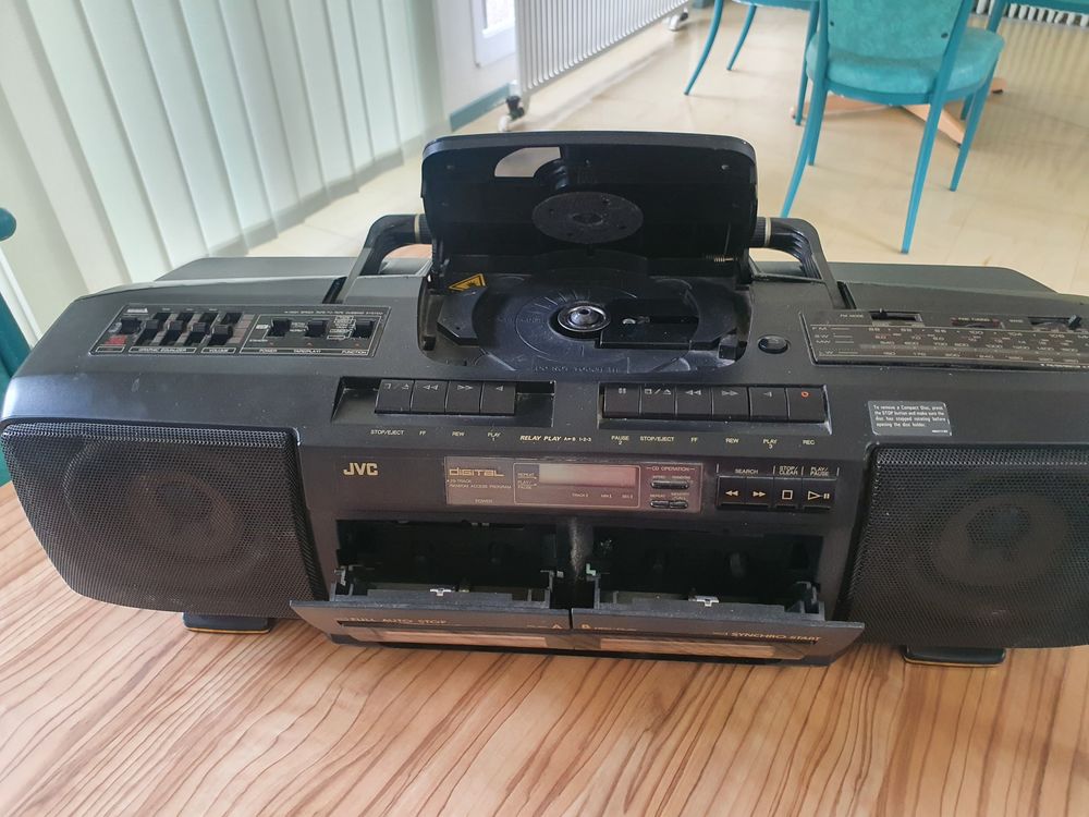 Radio double cassettes . 30 Gramat (46)