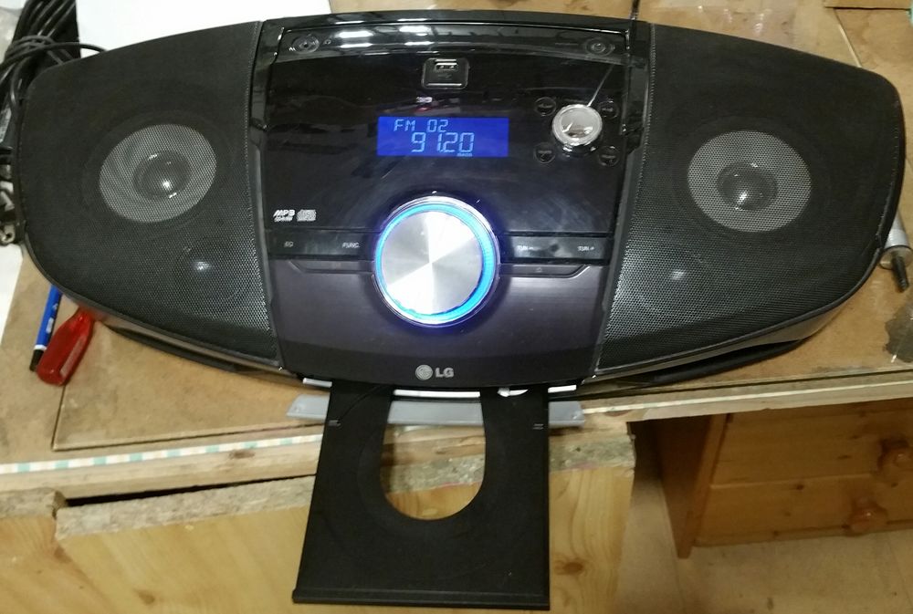 RADIO CD USB PORTABL 85 Clermont-Ferrand (63)