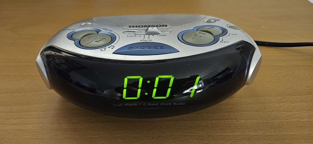 Radio r�veil Thomson 15 Jouy-le-Moutier (95)