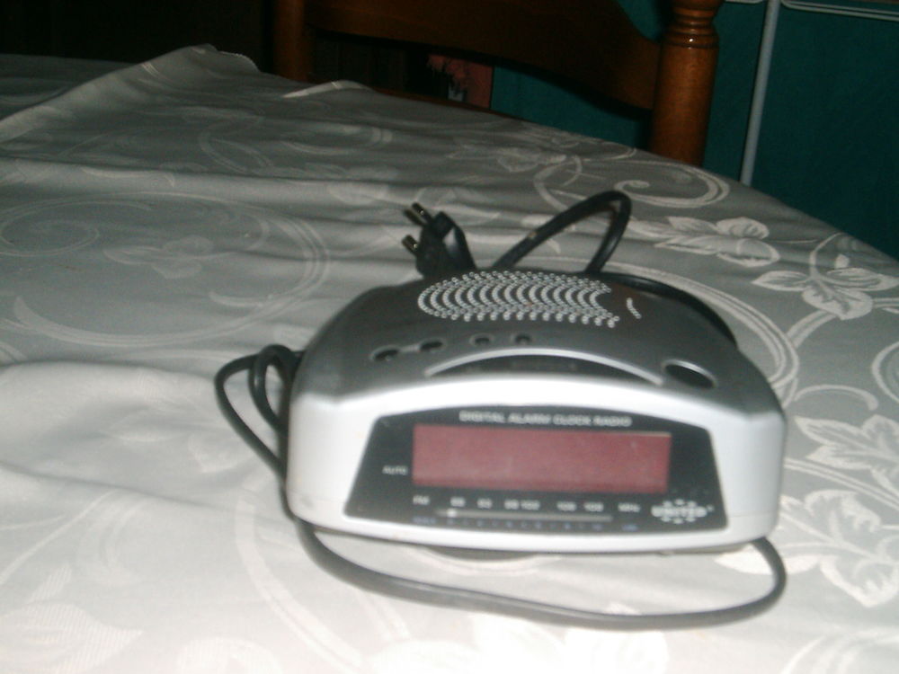 radio r�veil 5 Cousance (39)