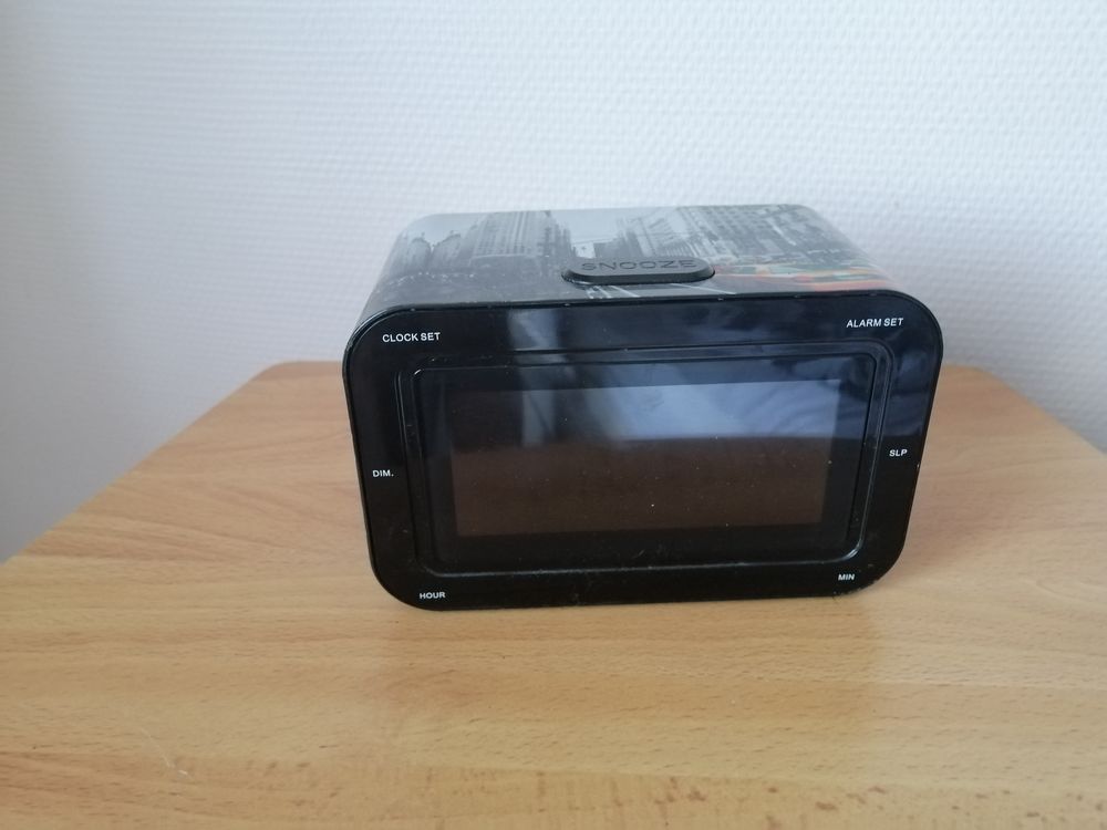 Radio r�veil 5 Cahors (46)