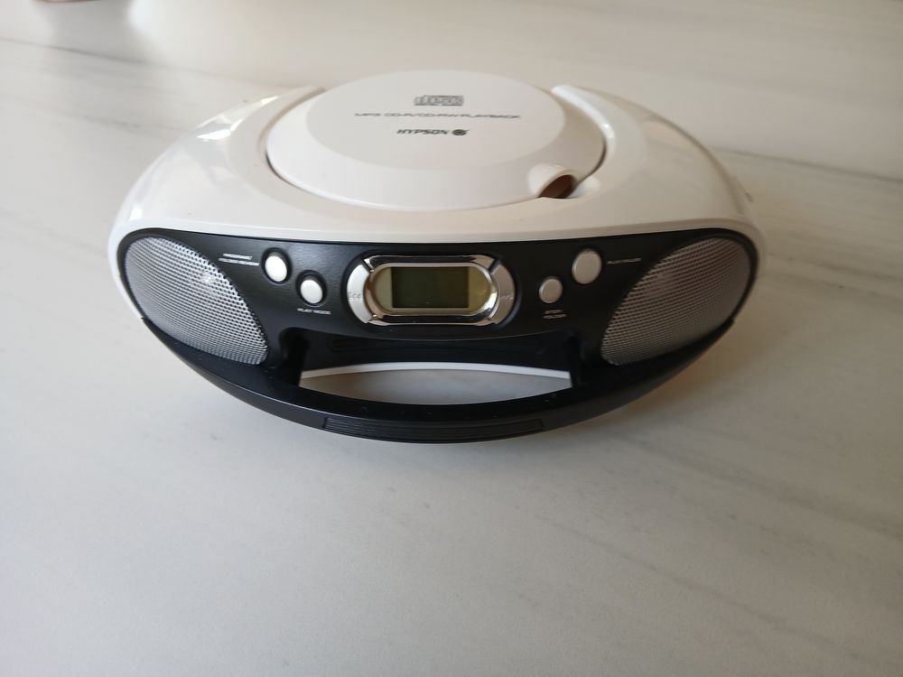 RADIO STEREO LECTEUR CD/MP3 15 Saint-Rapha�l (83)