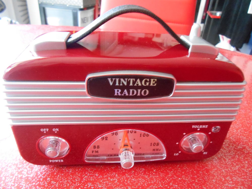 RADIO VINTAGE 30 Chevigny-Saint-Sauveur (21)