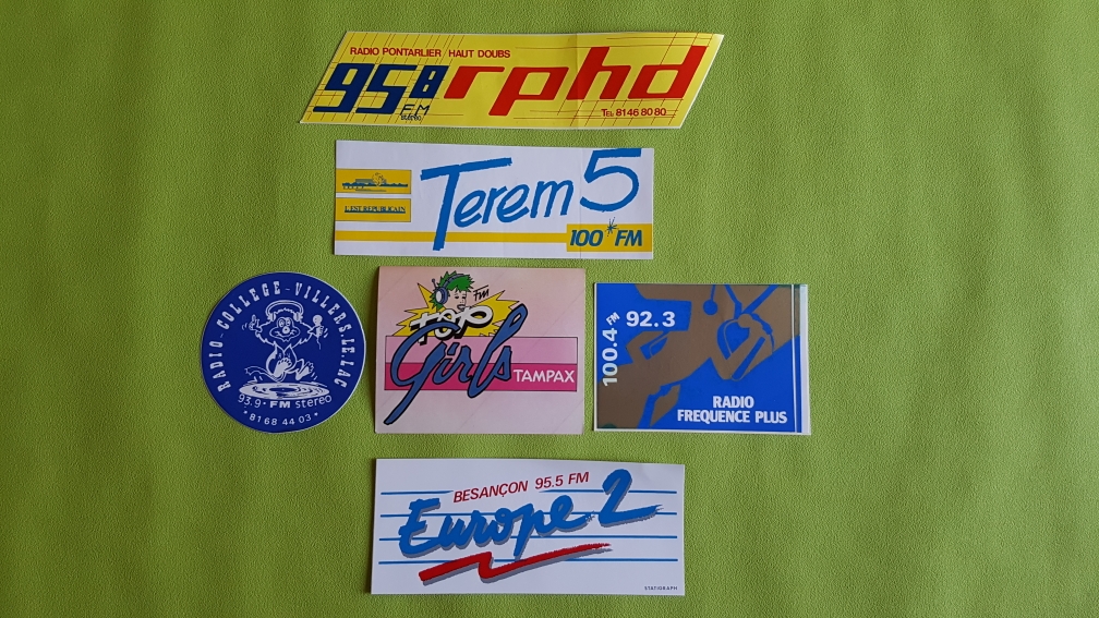RADIOS FM PHOTO 25 0 Paris 11 (75)