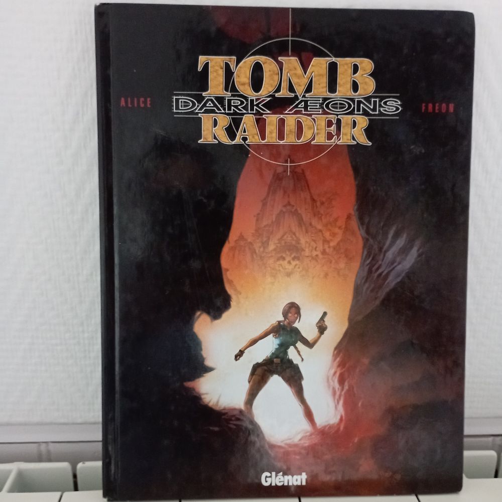 BD Tom Raider 
8 La Machine (58)