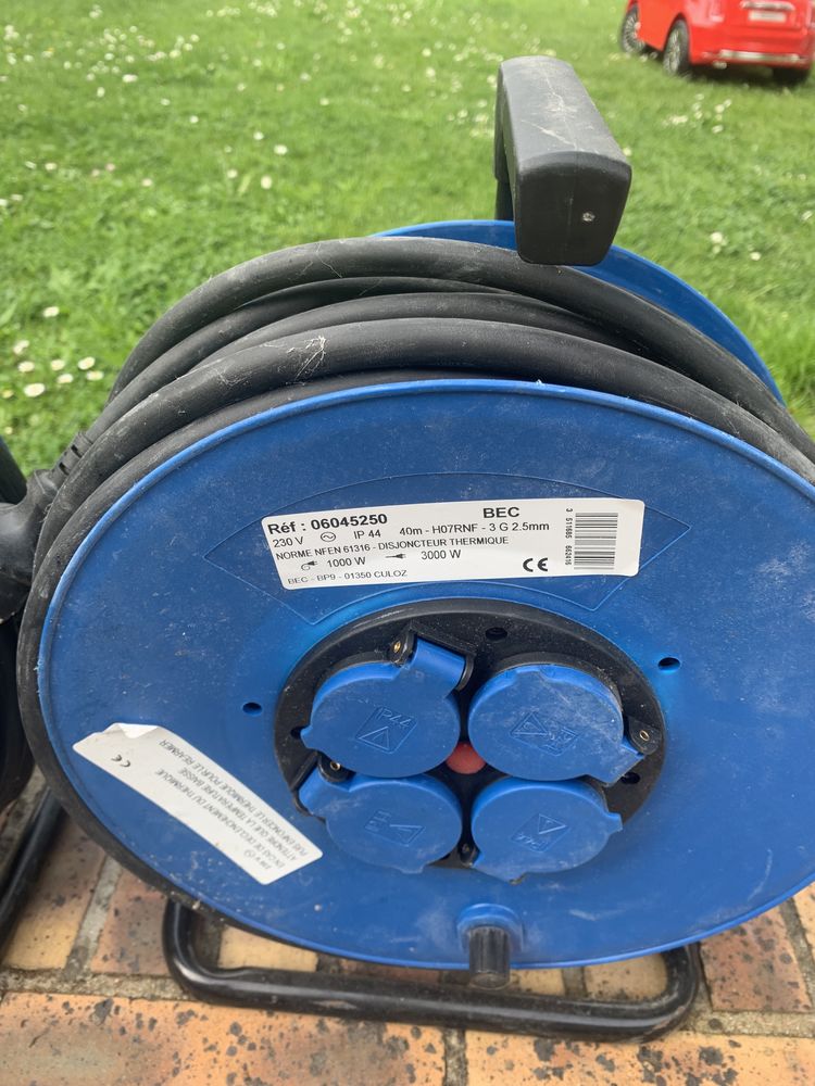 Rallonges �lectrique 40m 230V 3G2.5 IP44 3000W 80 Sevran (93)