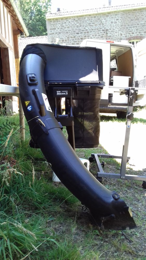 Bac de ramassage RYOBI 220L - occasion 190 Ceauc� (61)