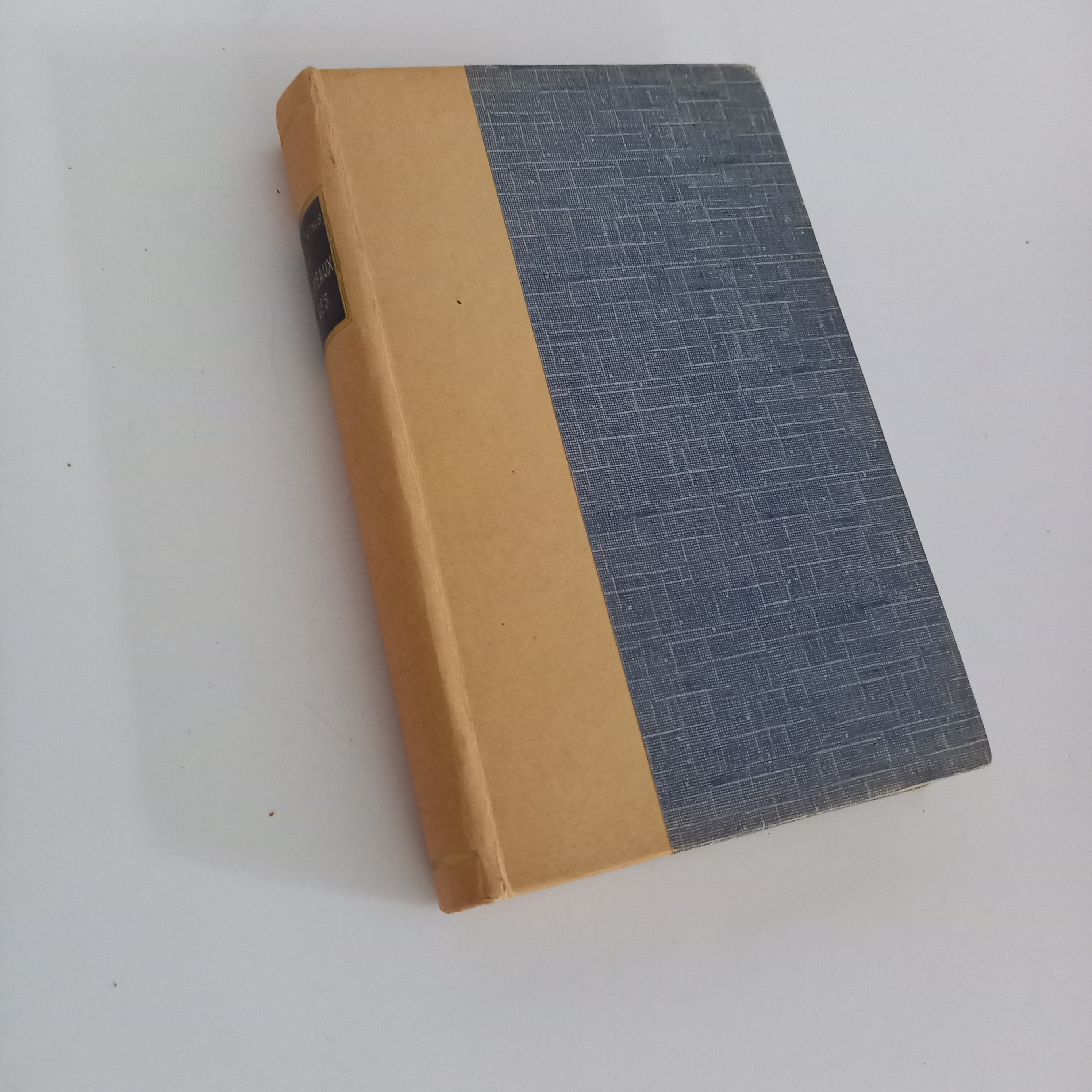 Les rameaux rouges par Andr� Corthis , Hachette 1 Saumur (49)