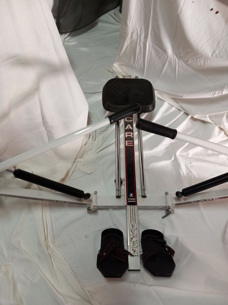 Rameur CARE 40 Lorrez-le-Bocage-Pr�aux (77)